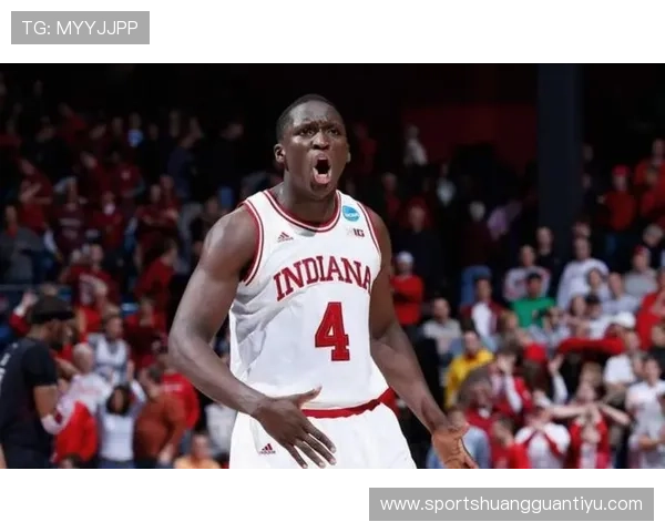 奥拉迪波突破制造杀伤提升球队关键时刻得分效率